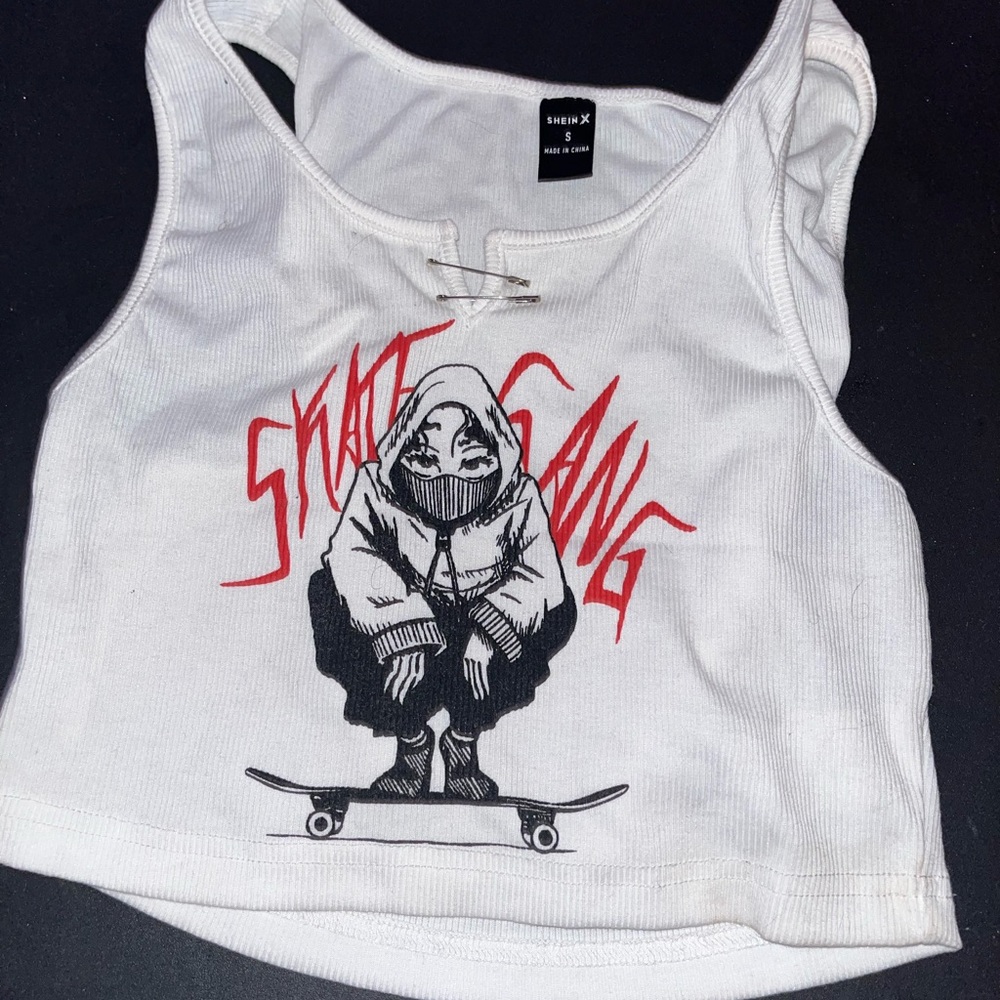 Shein Skate gang crop top Size S